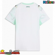 Camisa de Futebol Áustria Equipamento Secundário Mulheres Mundo 2026 Manga Curta